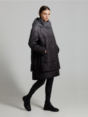 Женское утеплённое пальто свободного прямого кроя